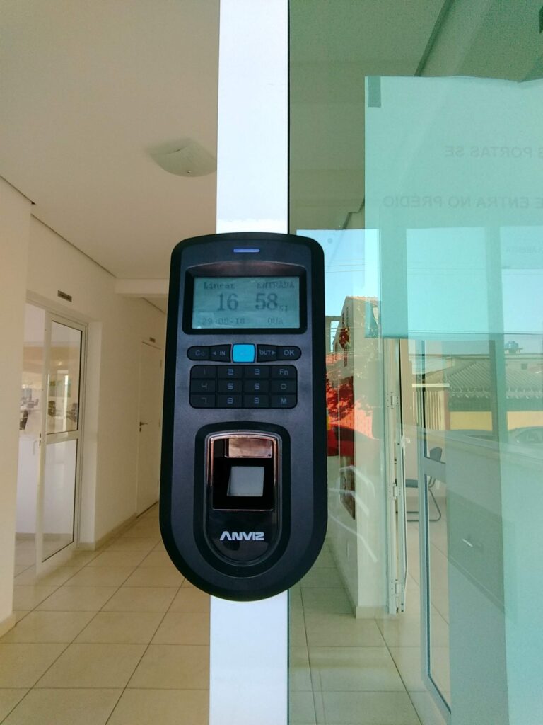 Controlador de Acesso Portaria Remota