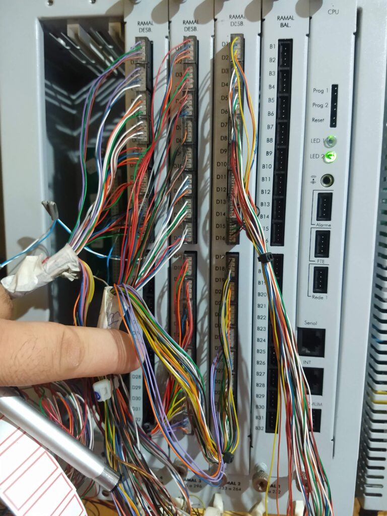 Manutenção Central de Interfones Condominios
