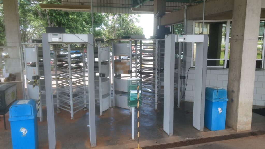 Torniquetes de Controle de Acesso